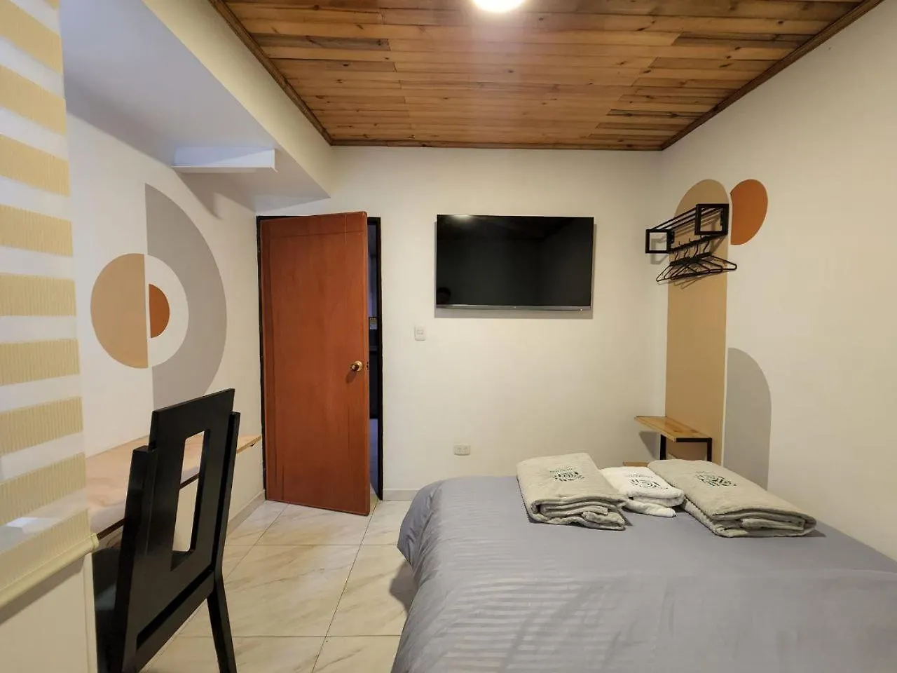 Conexion Apartamentos Y Habitaciones Bogota 0*,